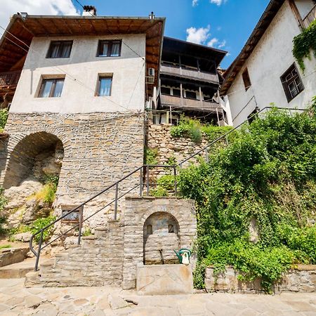 Iatrus Guest Apartment & Sauna Veliko Tărnovo Exterior foto