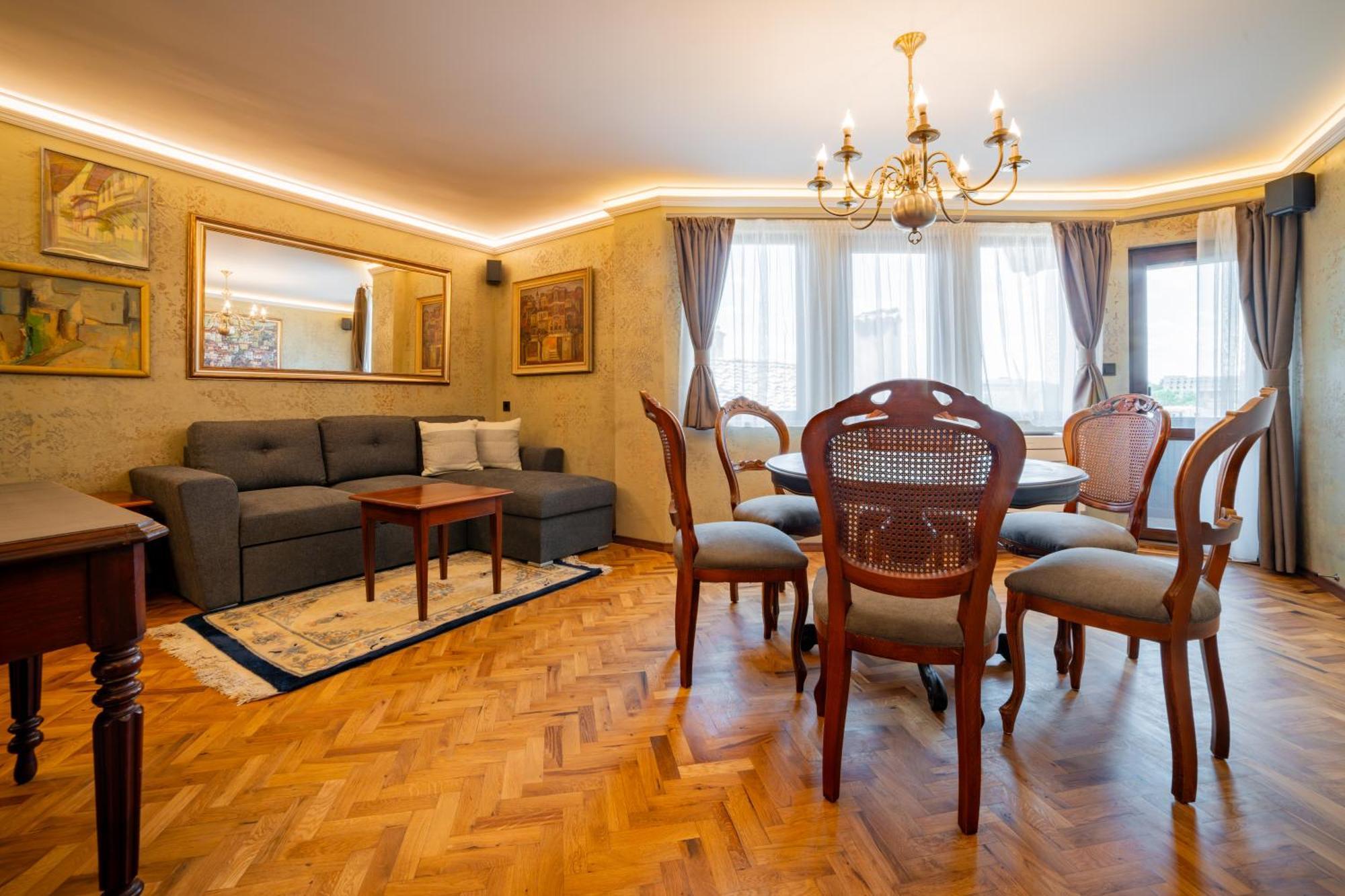 Iatrus Guest Apartment & Sauna Veliko Tărnovo Exterior foto